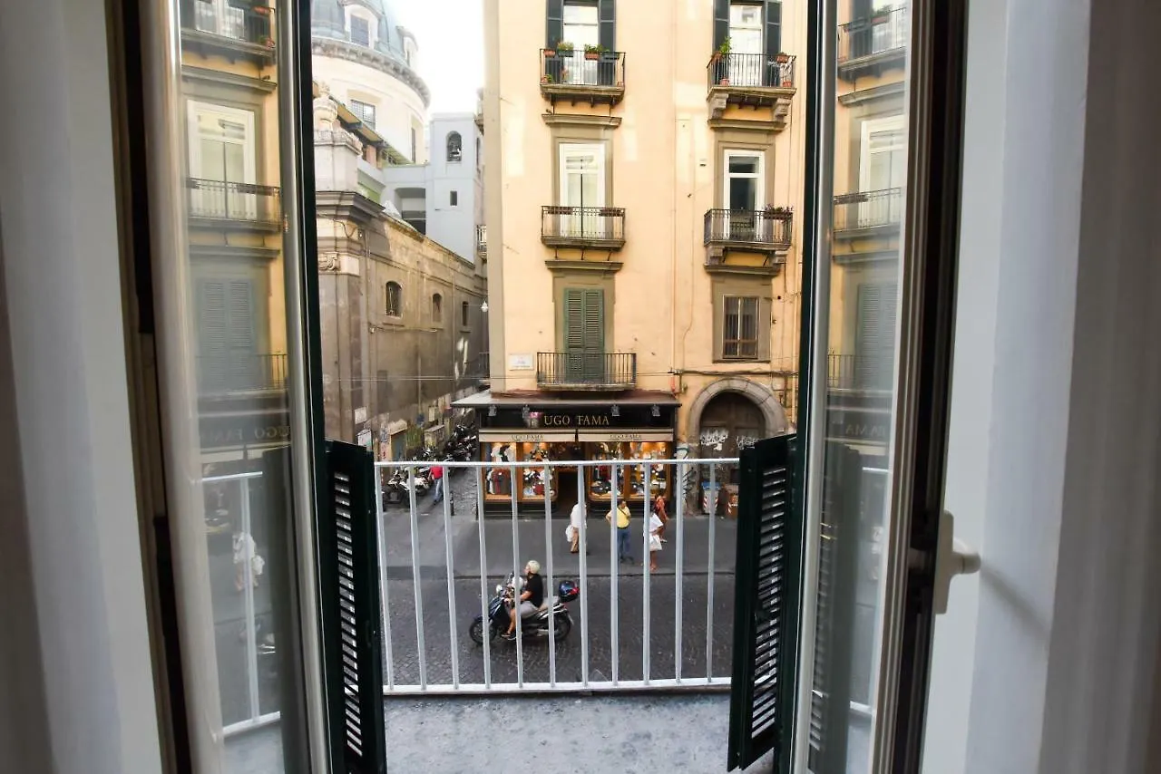 Bed & Breakfast Bed and Breakfast Domus Borbonica Napoli