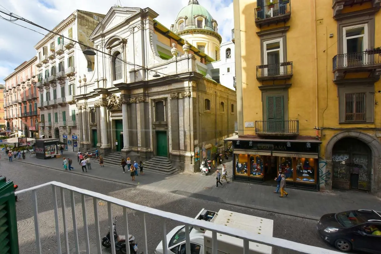 Bed and Breakfast Domus Borbonica Napoli