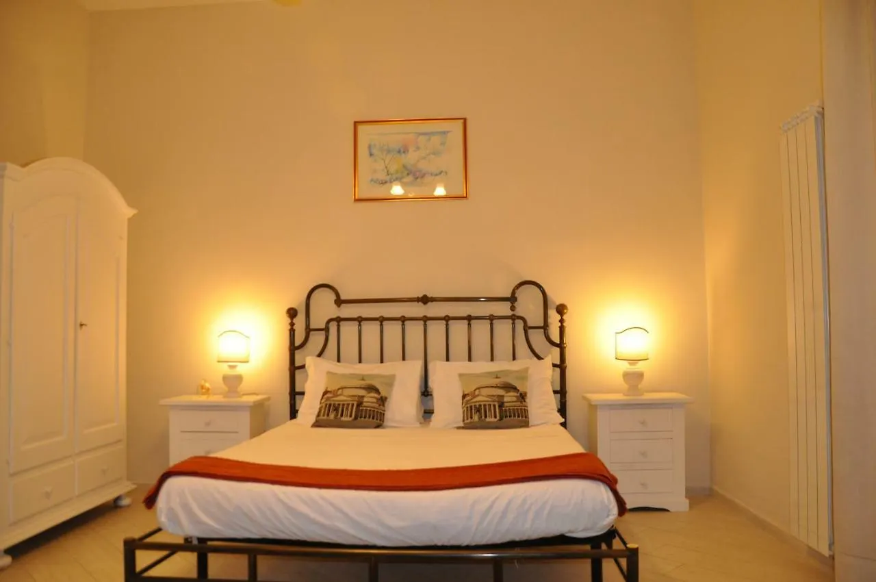 Bed and Breakfast Domus Borbonica Napoli Bed & Breakfast