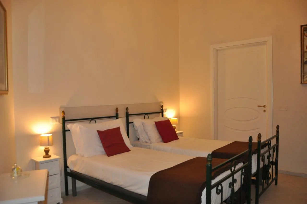 Bed & Breakfast Bed and Breakfast Domus Borbonica Napoli
