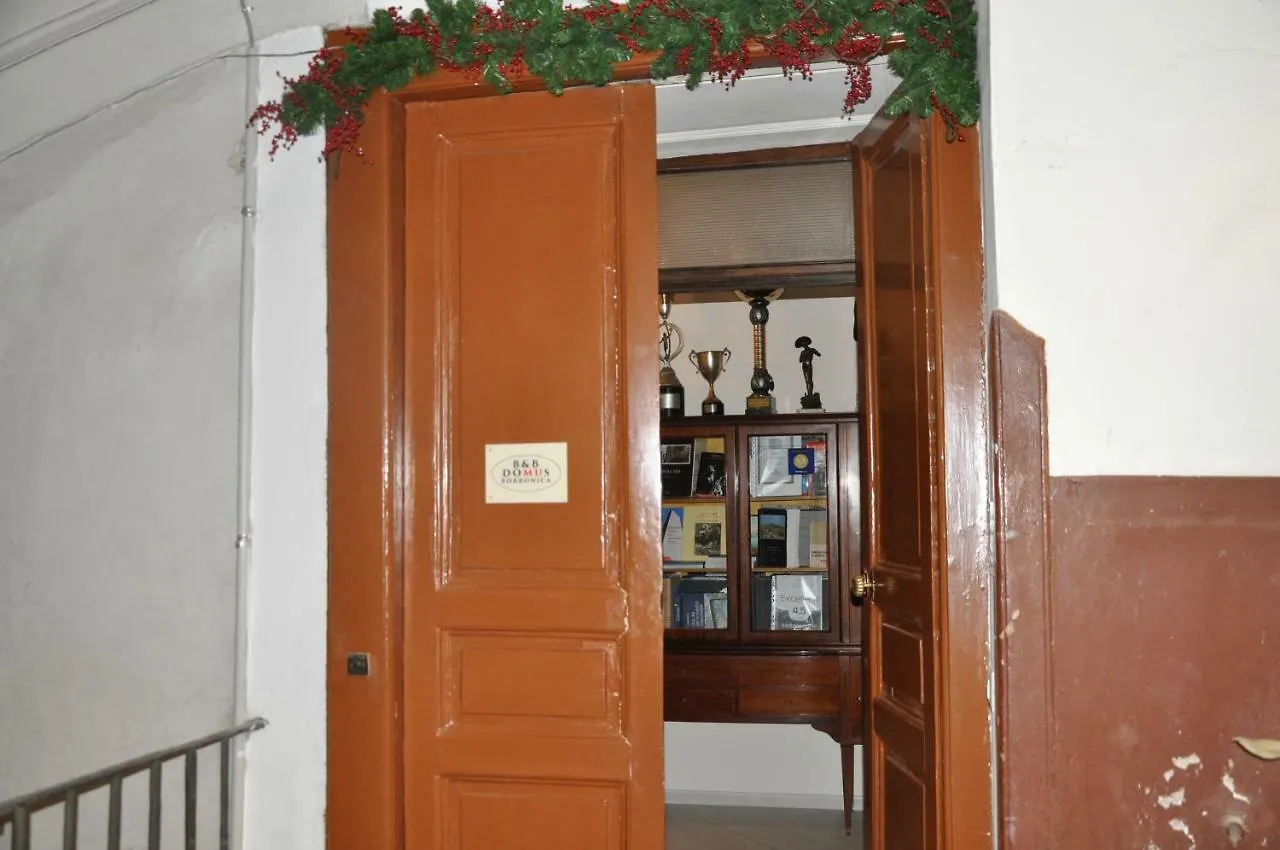 Bed and Breakfast Domus Borbonica Napoli Bed & Breakfast