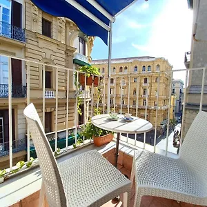 Quattro Palazzi Centro *** Neapel