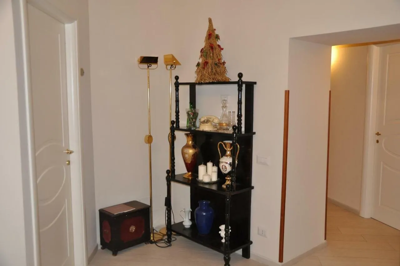 Bed and Breakfast Domus Borbonica Neapel 3*,  Italien